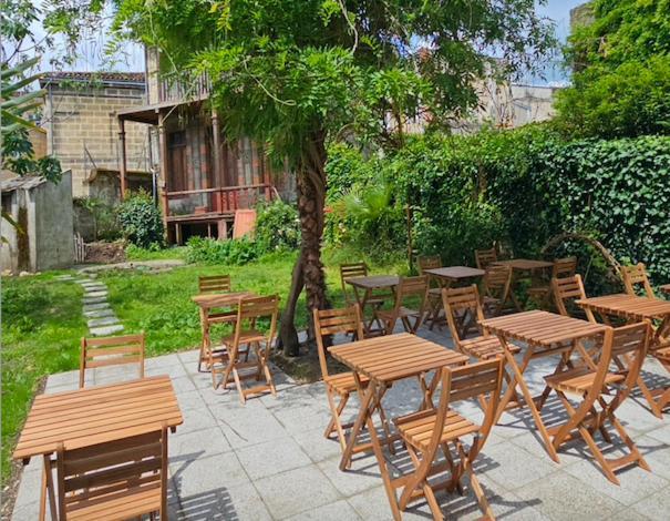 Le Jardin Cafe Bed & Breakfast Bordeaux Eksteriør bilde